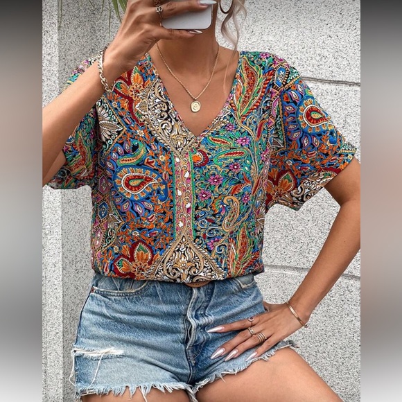 Boho floral paisley print batwing sleeve V neck blouse - Picture 5 of 6